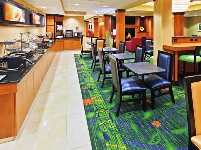 Fairfield Inn & Suites Tulsa South Medical District Exterior photo
